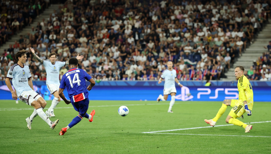 PSG vs Aston Villa (02:00 - 13/08)